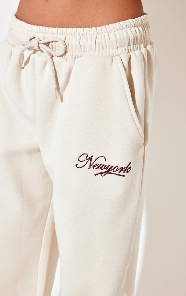9f058cdeec9ff296c7ea001a1373881f9991dd87_cnl9631_4_ash_grey_new_york_embroidered_wide_leg_joggers