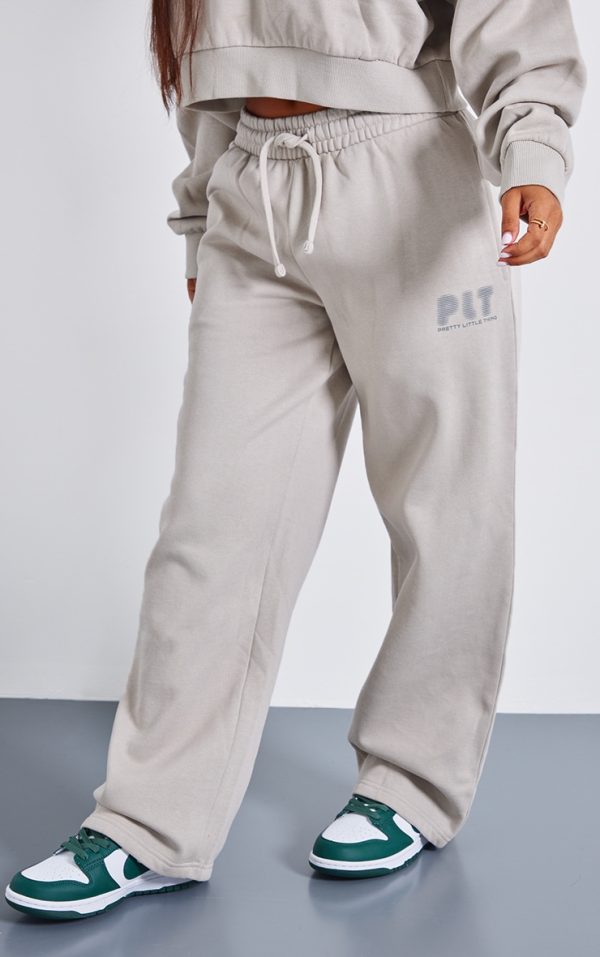 9f3c9910085d55d86060e544c225e56d9c945ec9_CNK2933_2_petite_premium_stone_printed_straight_leg_joggers