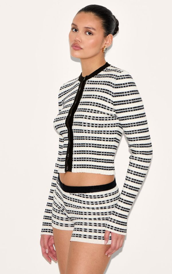 a08202a8ce1178b4a32d68352ea20410351eb5bb_CNM9202_1_monochrome_stripe_knitted_shorts
