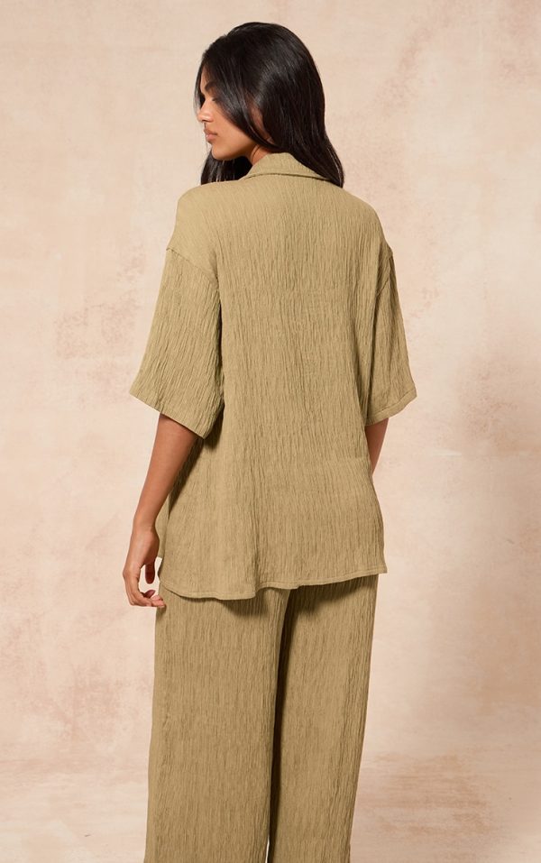 a1fc5939c3afc4211369986228f2c0725da3c923_CNM1743_2_chartreuse_textured_woven_oversized_short_sleeve_shirt