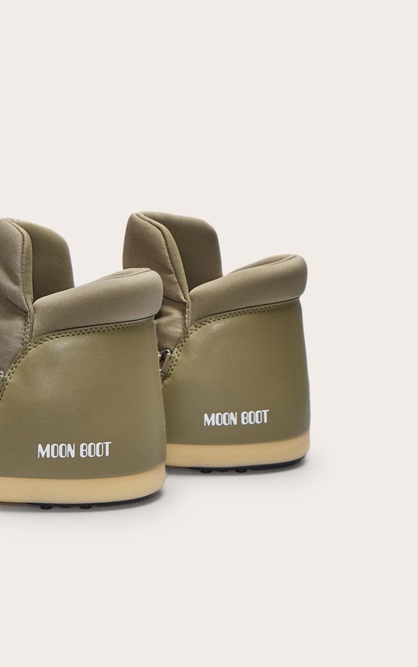 a237e0f7518b3247d75f17f9945cc86b0f11ee22_CNI7881_4_moon_boot_khaki_evolution_icon
