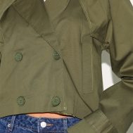 a2a44a6e72ca9296028569500b5d76e088a59635_CNL4972_4_khaki_cropped_storm_flap_detail_trench_coat