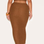 a2f1cd48d9e23f1cf85fb4a4f4c9068e1e027af6_CNM6449_3_shape_mocha_textured_gold_hammered_ring_midaxi_skirt