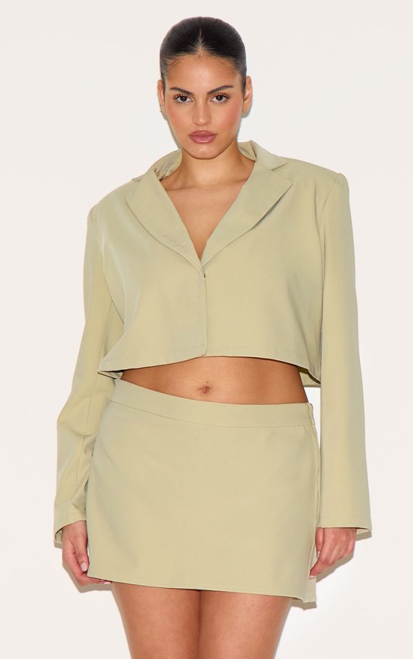 a332732111374cb3ab8fa83564489f10bb4a3139_CNM5657_1_plus_sage_green_tailored_woven_boxy_cropped_bow_detail_blazer