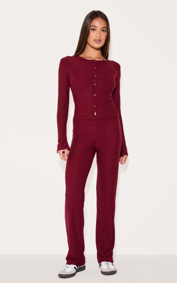 a37fa68cf1d452bbec49fc3344e2ab89b9d967f0_CNM2146_1_burgundy_soft_touch_straight_leg_trousers