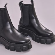 a3b790a2d944736b1c5603b878bb423677037e73_CMW8895_3_black_chunky_extreme_cleated_chelsea_ankle_boots