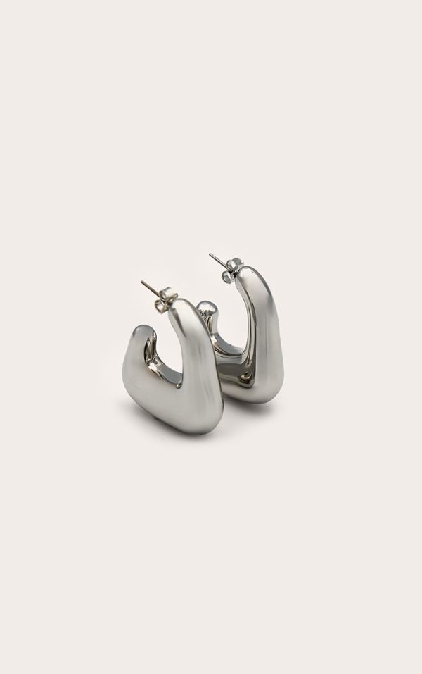 a3c73ec81d391d87be49a849b391cdcde36bbea0_CNM0675_1_silver_chunky_square_hoop_earring