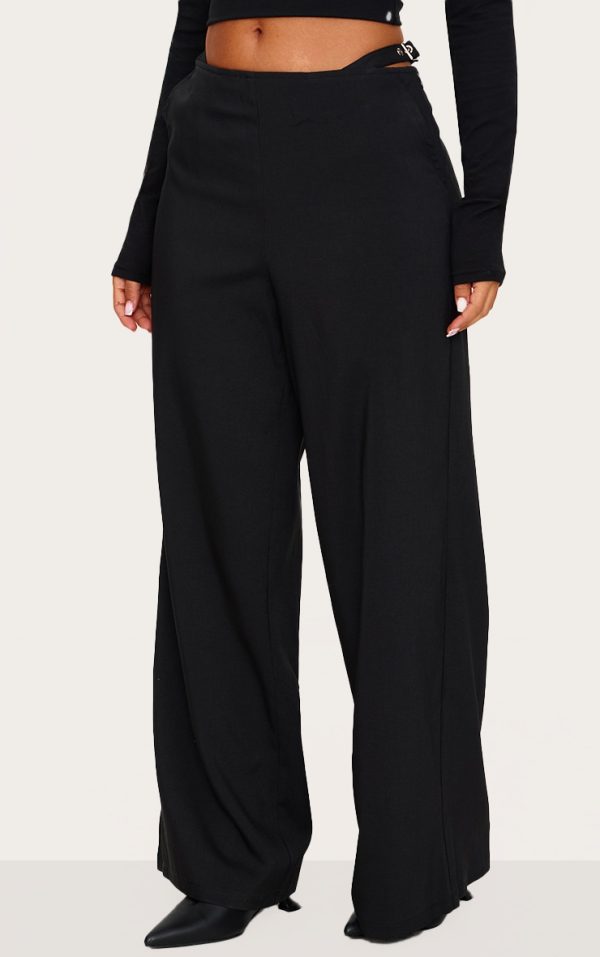 a450178055851751f199fb3931ed9832635b272f_CNL5524_2_petite_black_low_rise_cut_out_buckle_detail_wide_leg_trousers