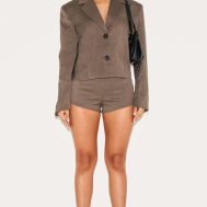 a472283a765de1aab57b7c95b7035eec4d67012d_CNL9186_3_petite_dark_khaki_tailored_cropped_blazer