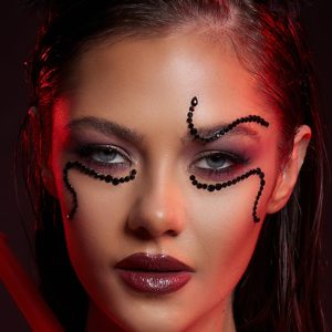 PRETTYLITTLETHING Snake Black Crystal Face Gems