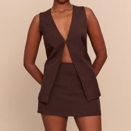 a4c528297a989128566f709c58a7121a04dac517_CNM8906_1_chocolate_woven_tailored_hook_and_eye_waistcoat