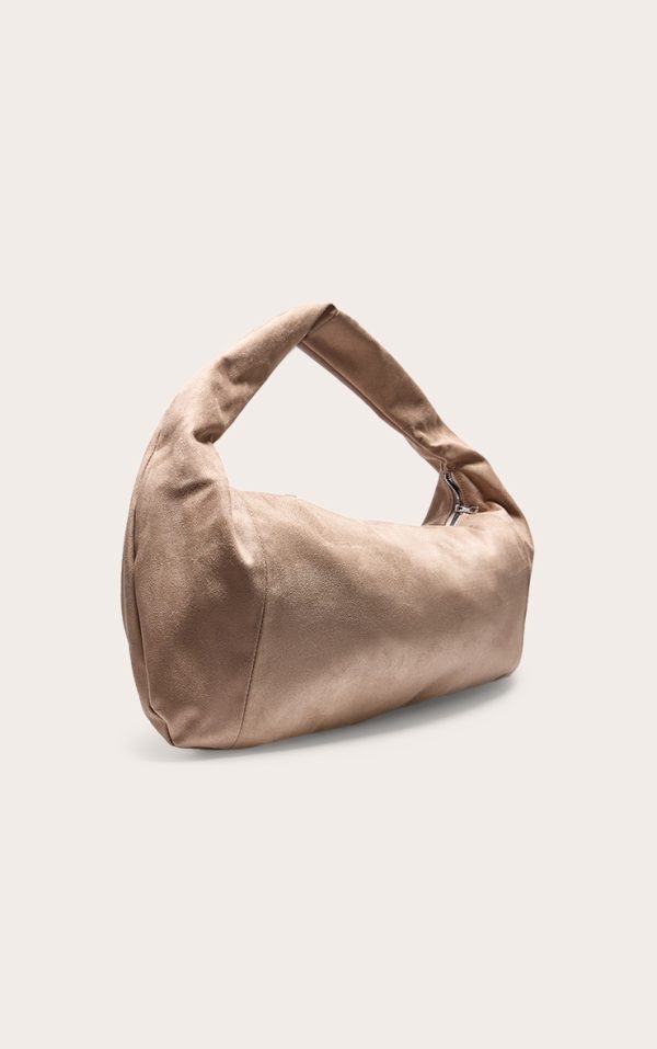 a4ccdeefb00d3338e6b8c1948525e1d026df0553_CNL6647_2_mink_oversized_faux_suede_tote