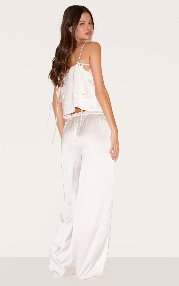 a5a6abc3f0bd02e40f5b5ec5a3105545c082edcf_CNM2457_2_white_satin_flower_trim_cami_long_pj_set