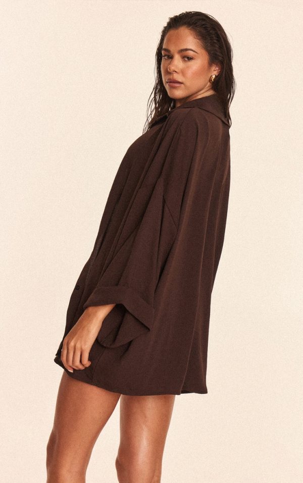 a6f2f2cd9f6bfead14797aa38ab8ef341f83cf4c_CNN1471_3_chocolate_linen_look_drawstring_beach_shorts