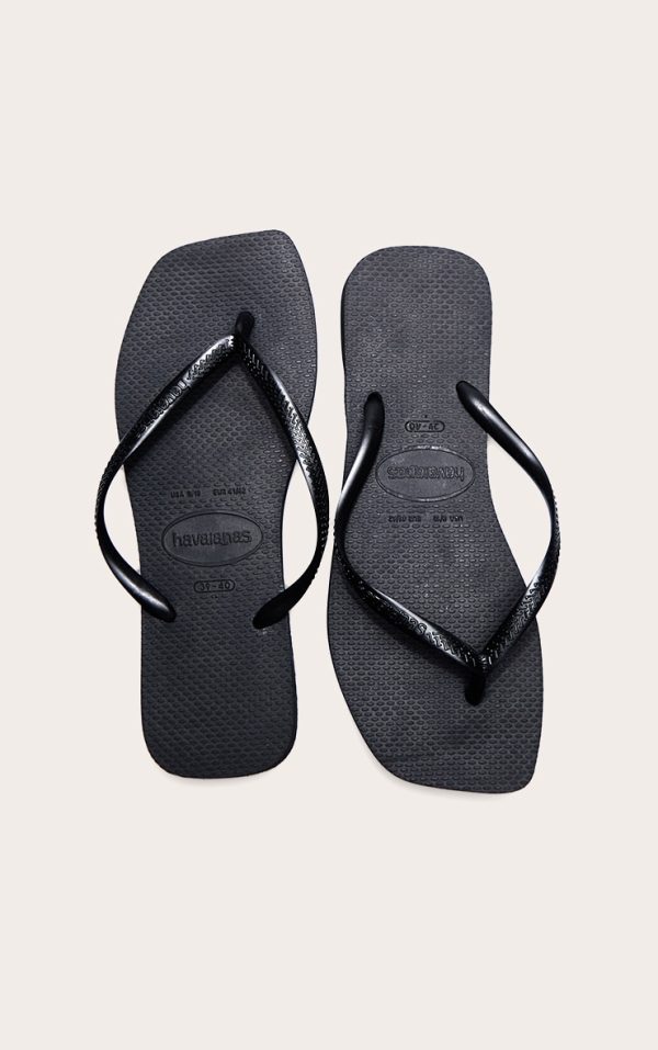 a7143b7abbf0aef07dae0ad7771e06890143b3f0_CNM1816_1_black_havaianas_slim_square_flip_flops