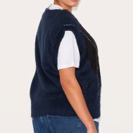 a721a0e04a1bb99c612bc288ee65a2cacb5969f4_CNM5179_2_plus_navy_checkered_knitted_sweater_vest