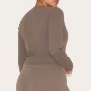 a7bc9f6d10834b52a7ca242ee5e4d89a2e1a1707_CNC2089_7_brown_sculpt_long_sleeve_gym_top