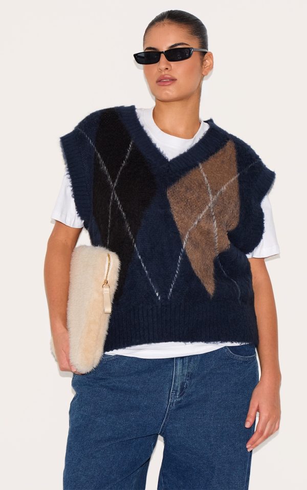 a80c6c2d553fb2c52a662c47d666728cf8d8cb44_CNM5179_1_plus_navy_checkered_knitted_sweater_vest