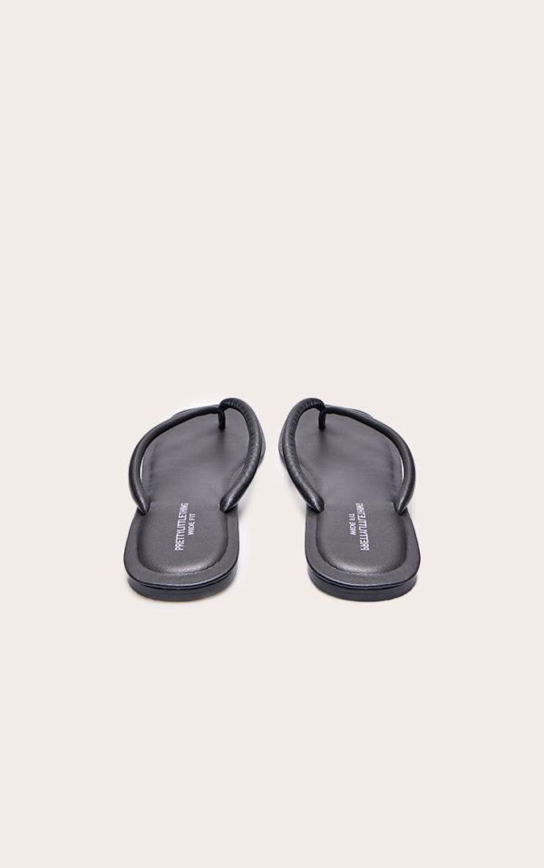 a811986f5f9d55ba09340512e4f76988a570f70e_CNI4321_3_black_wide_fit_real_leather_toe_thong_flat_sandals