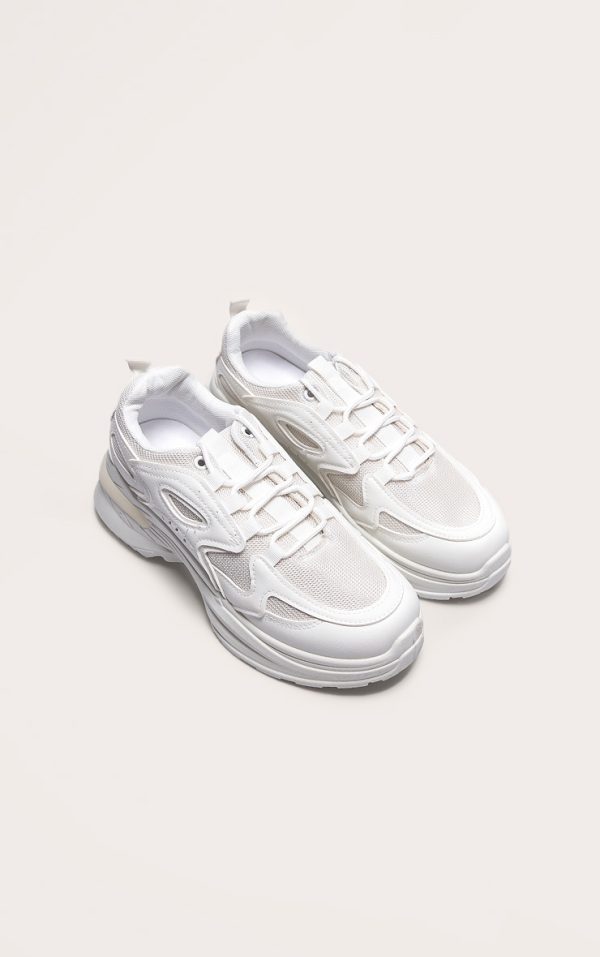 a82efec1f89ad9286b568d4e0df795285dfe97a8_CMM8165_2_white_contrast_mesh_trainers