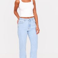 a98a9ca35ca7602b4992ad9532b7adcb45eb55fb_CNL6142_1_prettylittlething_light_blue_wash_high_waist_straight_leg_jeans
