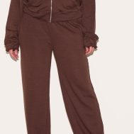 a9a8c6239d6f17abc8ded91aa12e4bcf61148d78_CNM1974_2_shape_chocolate_highwaisted_back_slogan_joggers