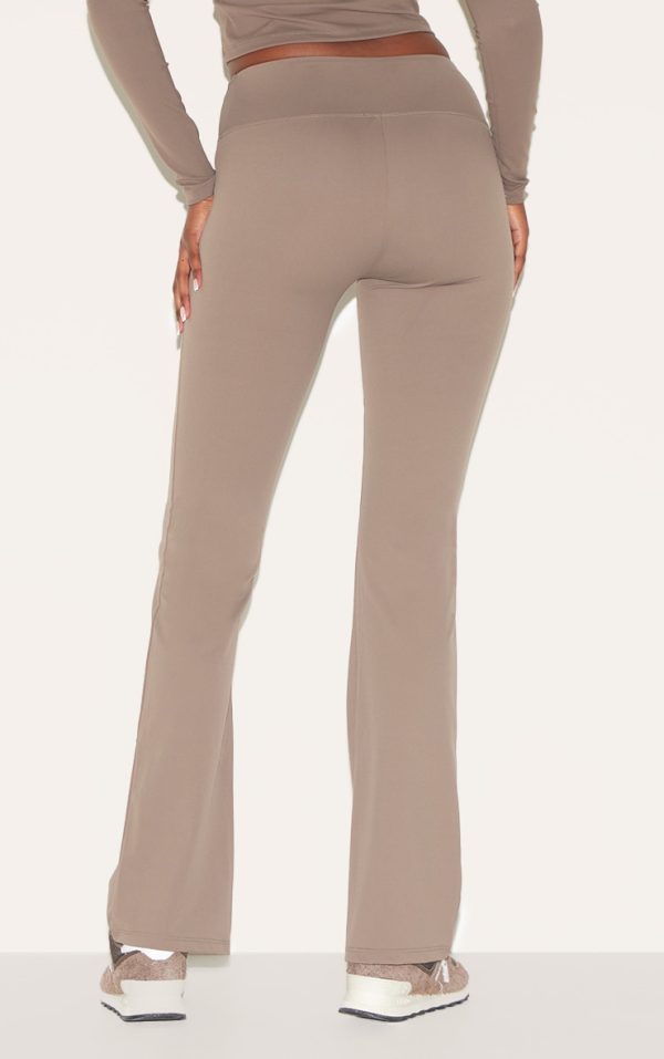a9f9e55c17e972821d893f3aa3b5a7f6be3c7d58_CNL5104_3_brown_sculpt_straight_leg_yoga_pants-1