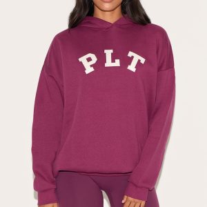 PRETTYLITTLETHING Plum Contrasting Print Logo Oversized Hoodie