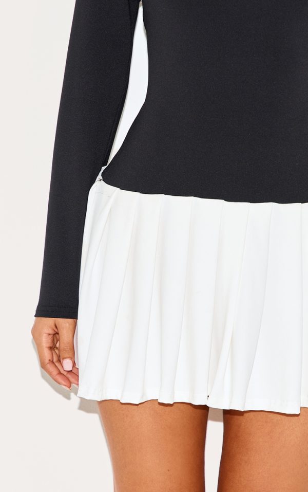 aa5cf9e2467e69b89f9cf29fab20721f85db83dc_CNK8257_4_petite_black_slinky_contrast_pleat_detail_long_sleeve_mini_dress