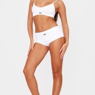 aaad3e76e1d32cfbc2b47916c14340acb03b1d8e_CNK6348_3_prettylittlething_white_woven_badge_seamless_brief