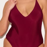 ab1cae069477df418d5628c80eda681201c419b4_CNM0221_4_plus_berry_basic_low_scoop_swimsuit