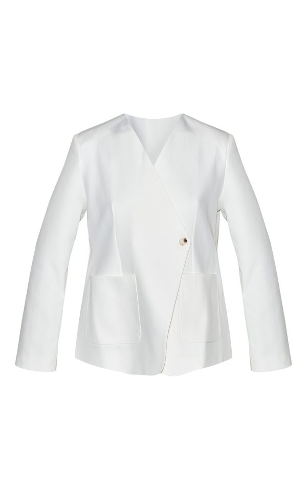 ab4cae422a53215fd0b982b4ebef664236f125cd_CNM1783_5_white_tailored_woven_asymmetric_blazer