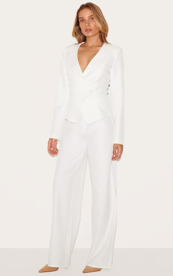 abdb02922a7c87efd7b139eee42e68a942624e67_CNL9306_3_cream_tailored_cinched_woven_asymmetric_blazer
