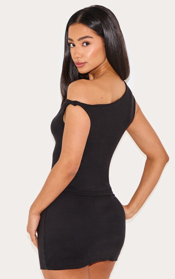 ad1da3e3957b1613db9976975f34f7c91fd41912_CNL9158_2_petite_black_ribbed_twist_detail_top