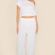 ae66dbd5fd1ed6f64b033b12f9c59a3bd80fc5d7_CNM9210_3_white_textured_knit_off_the_shoulder_top