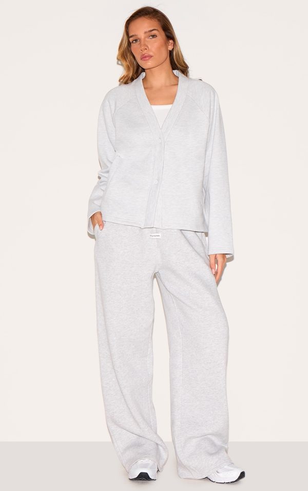 aed3d84a04d233e5f4c35a60b150b8063dc19512_CNL9617_3_ash_grey_premium_boxy_sweat_cardigan