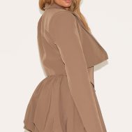 af3f989d56b25becd5ff3d8a50365a4164e23702_CNN0692_2_shape_mocha_tailored_cropped_blazer