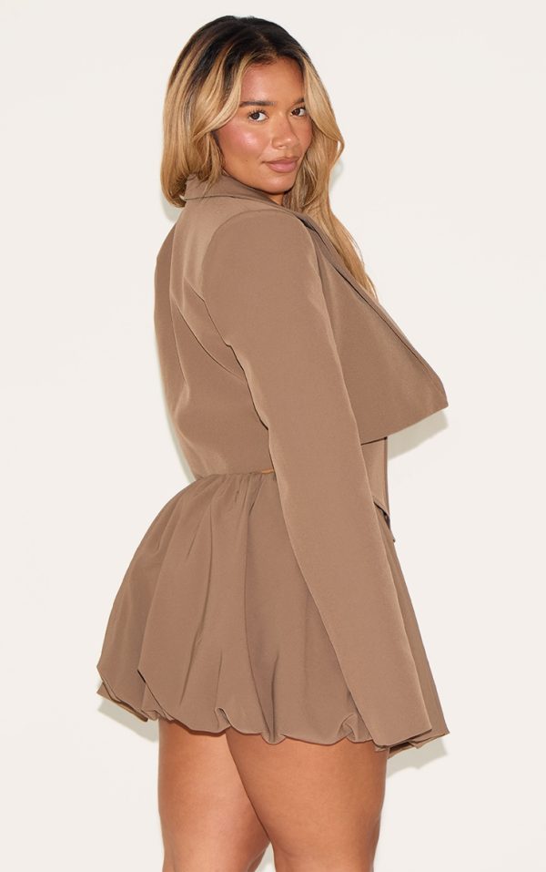 af3f989d56b25becd5ff3d8a50365a4164e23702_CNN0692_2_shape_mocha_tailored_cropped_blazer