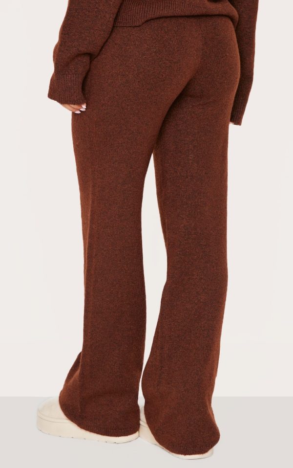 afac9a45dabfa86455587aada2edcfa470b72ca7_CNL4357_3_petite_chocolate_knitted_seam_detail_wide_leg_trousers