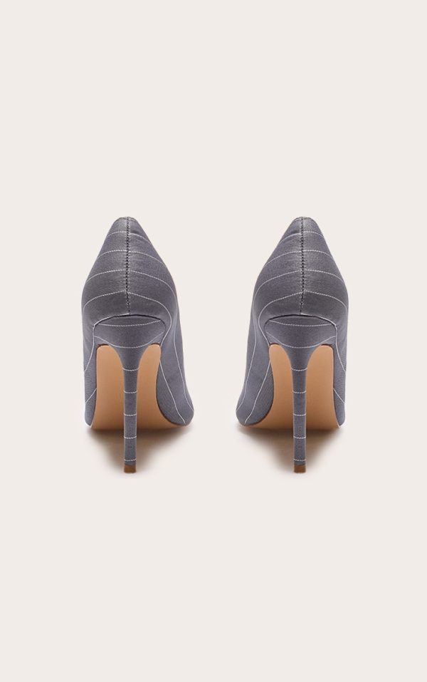 afc49eea7b3750000047f8be517976557fd610a8_CNK1683_3_grey_pinstripe_point_toe_court_heels