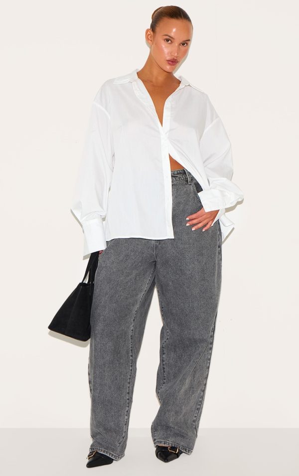afe02b4f4c89b5ea6feed06950a737fae558c0e0_CNL8607_3_plus_white_deep_cuff_oversized_shirt
