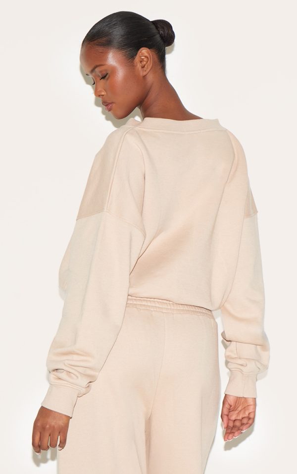 b0e4f7e13148427720ed1978357c151308f77950_CNM3726_2_oatmeal_boxy_v_neck_sweatshirt