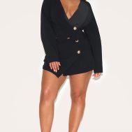b1d06ebf81d1220ce4a43e3c7b2fda3b24cd4abb_CNM8301_3_shape_black_linen_look_asymmetrical_hammered_button_blazer