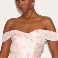 b21da8729b02b9513c6d8814f60a1493cdae2cff_CNL9029_4_pink_bardot_jacquard_shift_dress