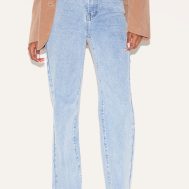 b246a64d67bfc0155e7bbabfdbf3ac43ec90e667_CMT2129_2_light_blue_wash_front_split_long_leg_straight_jeans