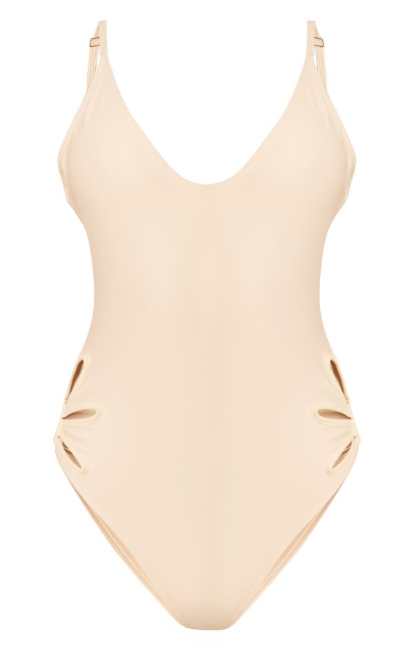 b2865d8648711af2ea189d89d411a6a437992004_CNM7165_5_cream_cut_out_hip_detail_swimsuit