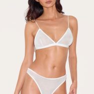 b2a99c047c360a858acb0c25b47f0538ca50ba90_CNL3157_3_white_mesh_pack_of_3_basic_triangle_bra