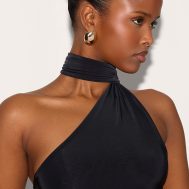 b33ad3c40281f37174135f6961b31cc13ce9ce7b_CNM8064_4_black_double_layer_scarf_detail_long_top