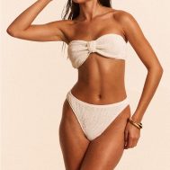 b4a5fe0b23e0181bec44b0681bc1e2271a043c76_CNM6947_1_white_crinkle_bandeau_knot_front_bikini_top