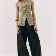 b4c7ce73fd8c138c976556597f9d4e03eb2bf5c6_CNM0162_2_chocolate_brown_seam_detail_wide_leg_jean